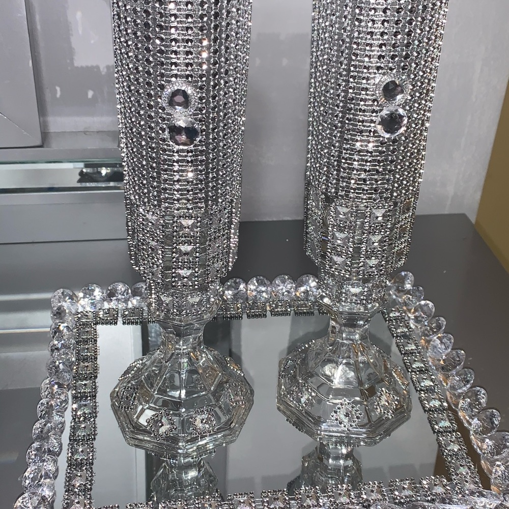 Candle holder with tray